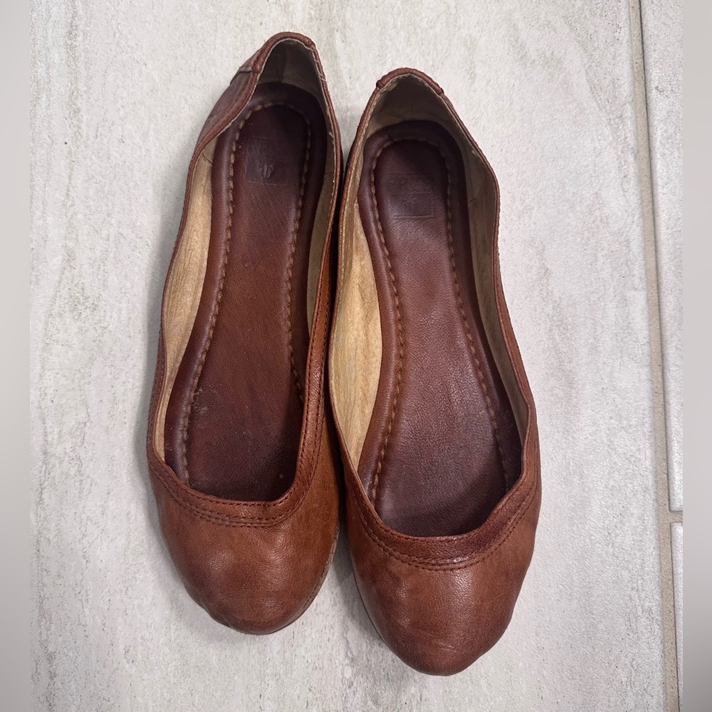 Frye Carson Leather Ballet Flat Size 6.5